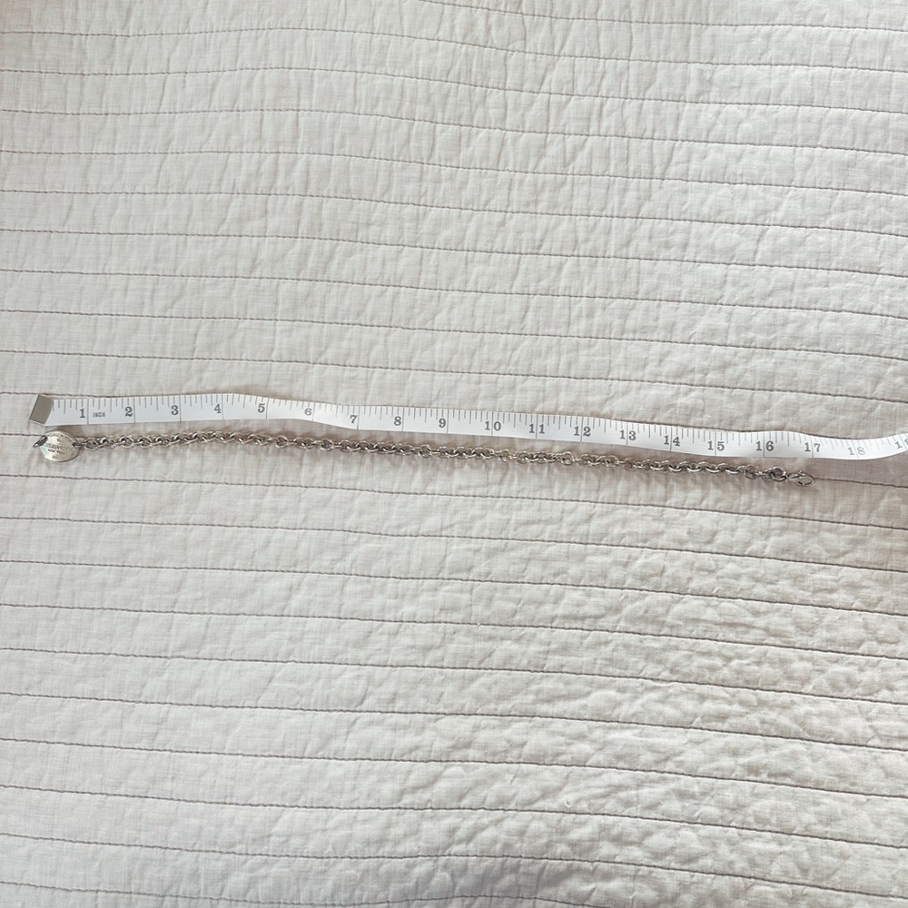 Return to Tiffany necklace 17” - Picture 2 of 5